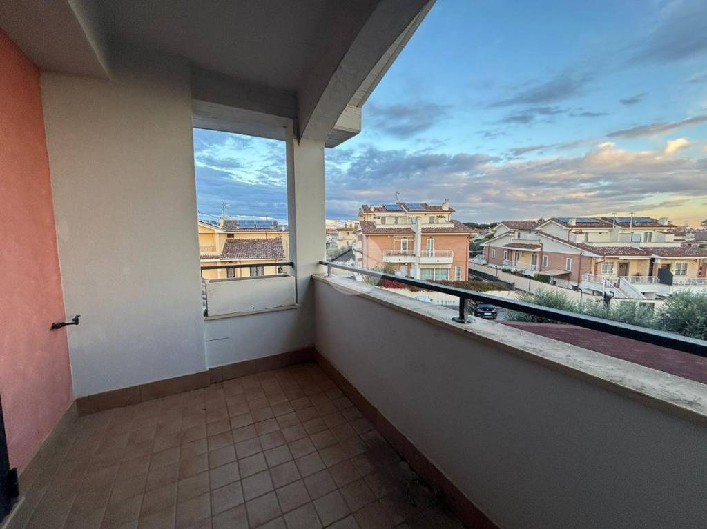 appartamento in vendita a Roma in zona Massimina/Casal Lumbroso