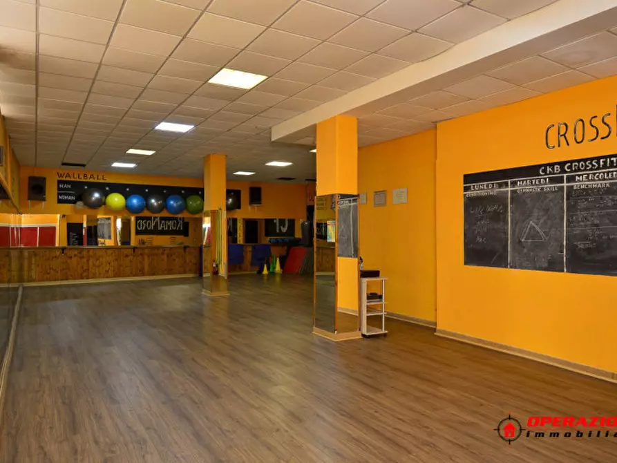 negozio in vendita a Roma in zona Primavalle