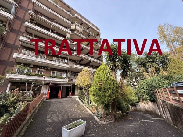 appartamento in vendita a Roma in zona EUR