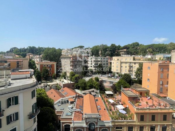 appartamento in vendita a Roma in zona Trastevere