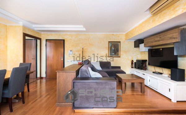 appartamento in vendita a Roma in zona Casal Morena