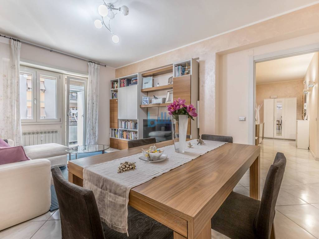 appartamento in vendita a Roma in zona Prenestino-Labicano