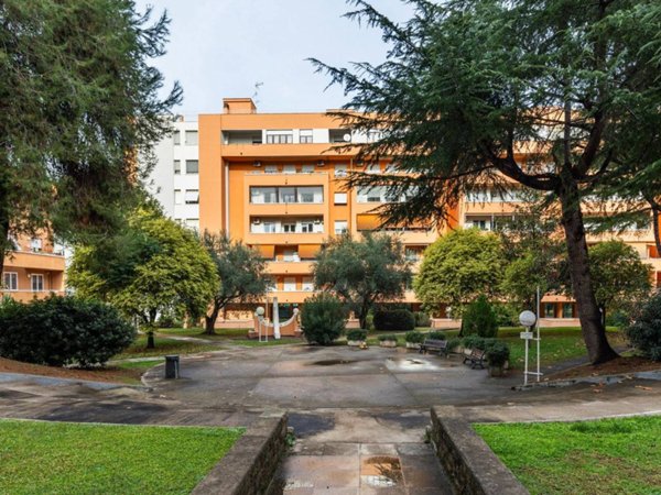 appartamento in vendita a Roma in zona EUR