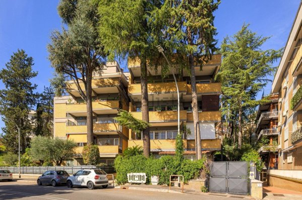 appartamento in vendita a Roma in zona Rione Prati