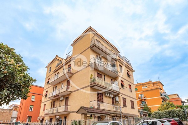 appartamento in vendita a Roma in zona Alessandrino