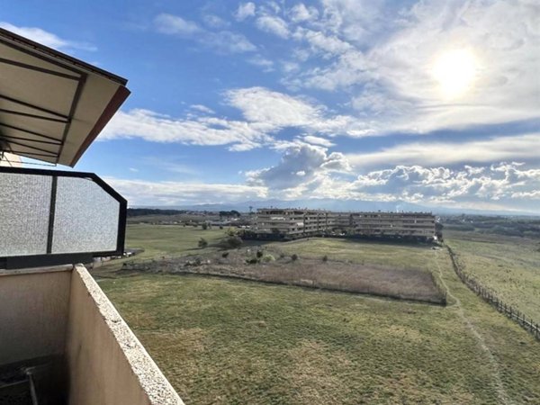 appartamento in vendita a Roma in zona Ponte di Nona