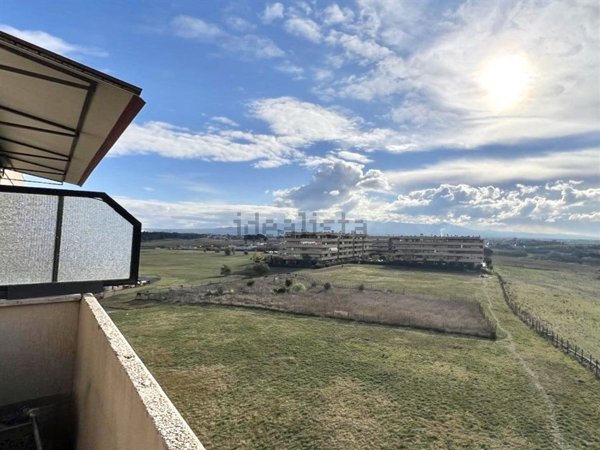 appartamento in vendita a Roma in zona Ponte di Nona