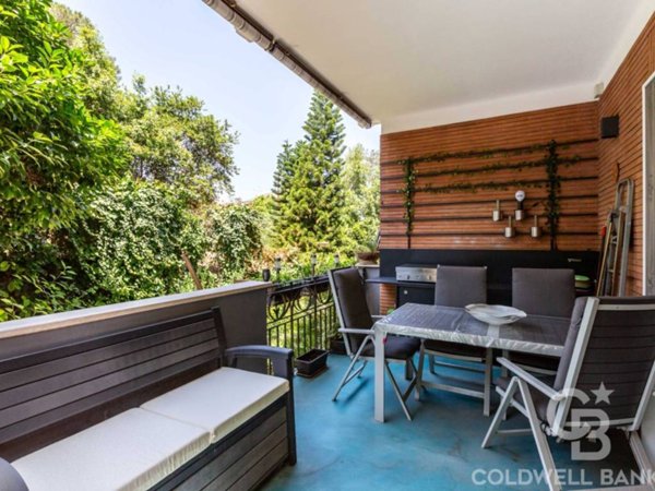 appartamento in vendita a Roma in zona Ostiense