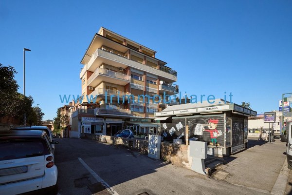 casa indipendente in vendita a Roma in zona Aurelio