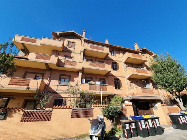 appartamento in vendita a Roma in zona Torrevecchia