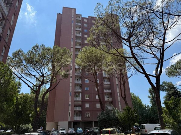 appartamento in vendita a Roma in zona Ponte Mammolo