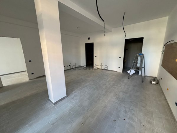 appartamento in vendita a Roma in zona Lunghezza