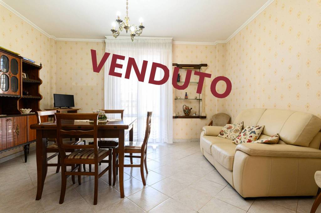 appartamento in vendita a Roma in zona Ponte Mammolo