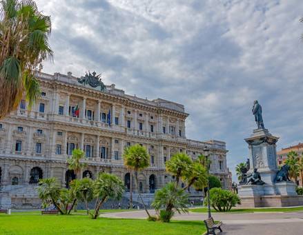 appartamento in vendita a Roma in zona Rione Prati