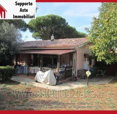 appartamento in vendita a Roma in zona Giardini di Corcolle