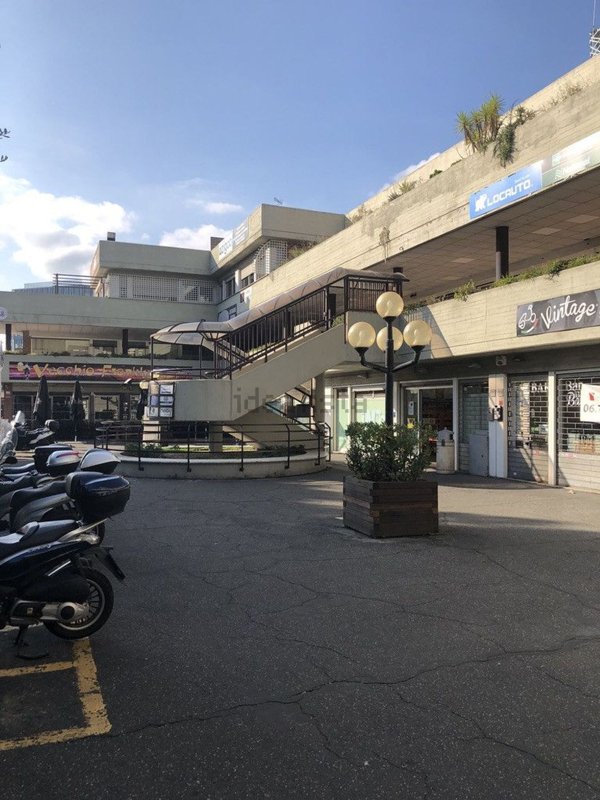 attico in vendita a Roma in zona Collatino