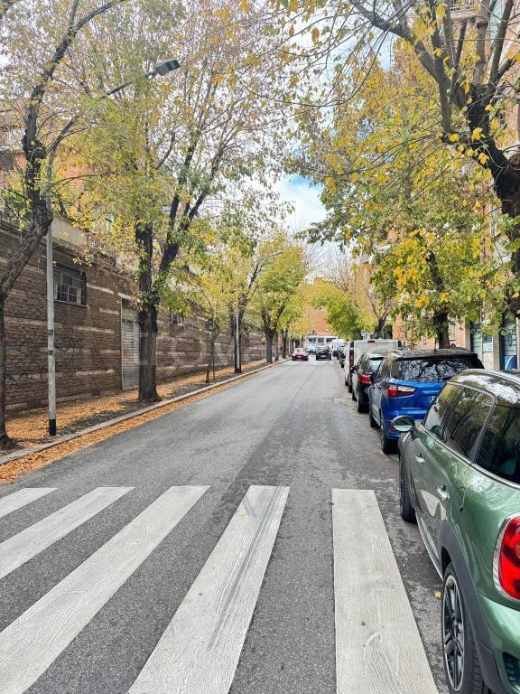 negozio in vendita a Roma in zona Portuense