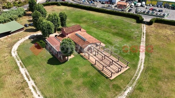 casa indipendente in vendita a Roma in zona Casalotti