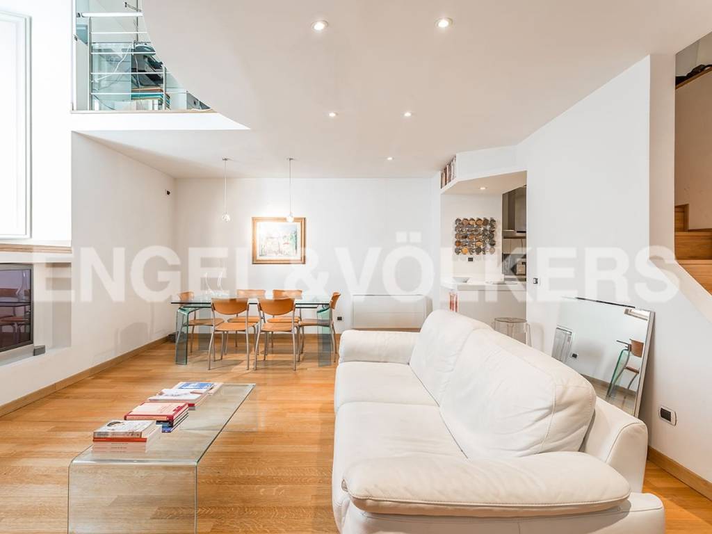 appartamento in vendita a Roma in zona Trastevere