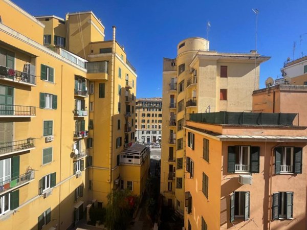 appartamento in vendita a Roma in zona Appio Latino