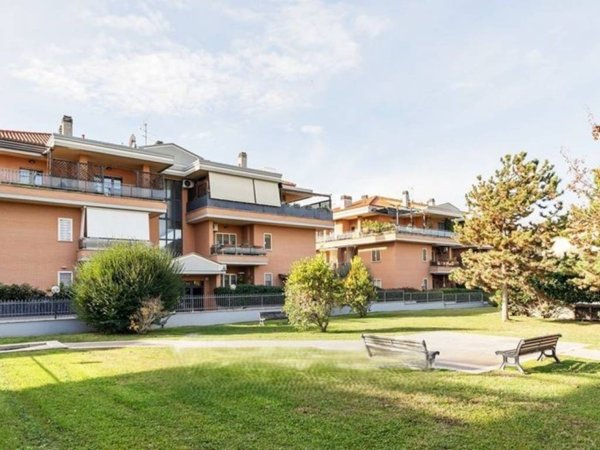 appartamento in vendita a Roma in zona Romanina