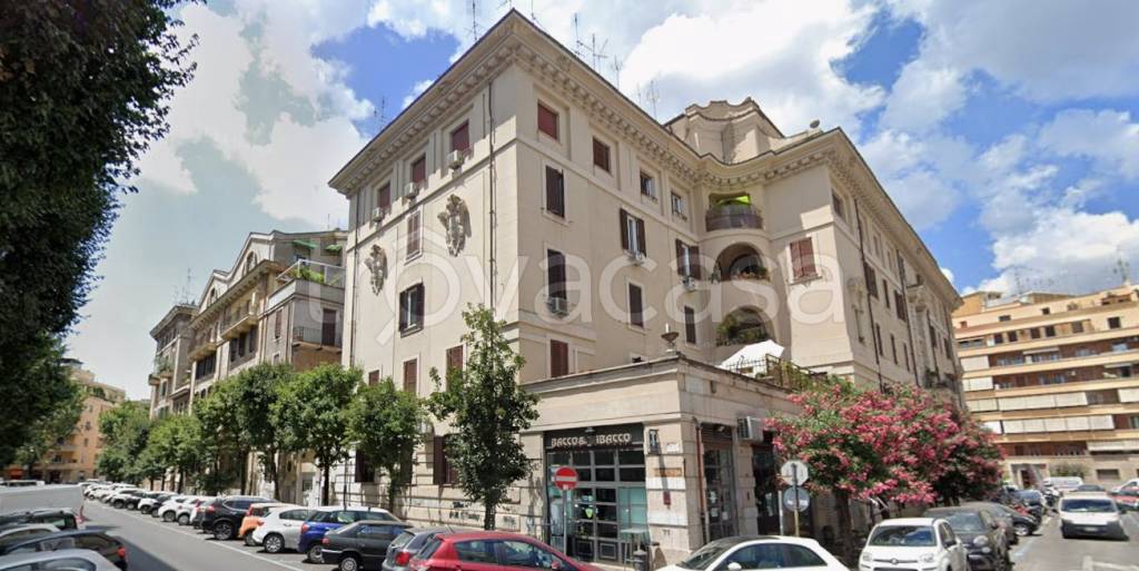 negozio in vendita a Roma