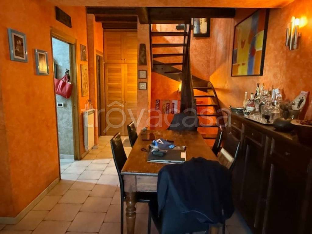 casa indipendente in vendita a Roma in zona Ostia Antica