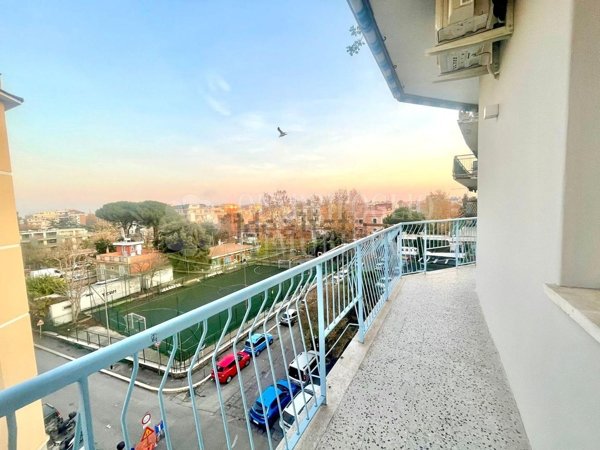 appartamento in vendita a Roma in zona Prenestino-Labicano