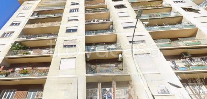 appartamento in vendita a Roma in zona Ostiense
