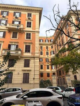 appartamento in vendita a Roma in zona Esquilino