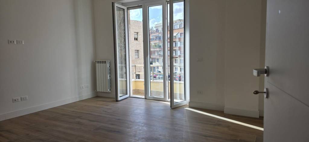 appartamento in vendita a Roma in zona Nomentano