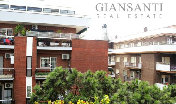 appartamento in vendita a Roma in zona Ostia