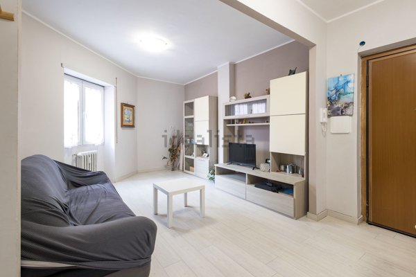 appartamento in vendita a Roma in zona Don Bosco