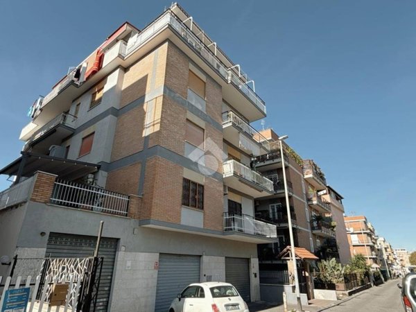 appartamento in vendita a Roma in zona Prenestino-Centocelle