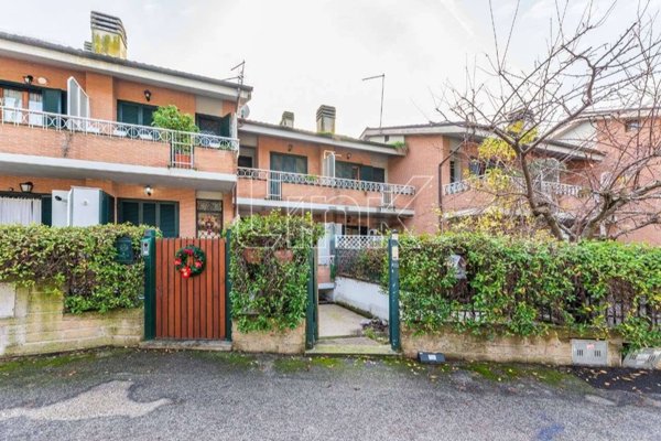 casa indipendente in vendita a Roma in zona La Giustiniana