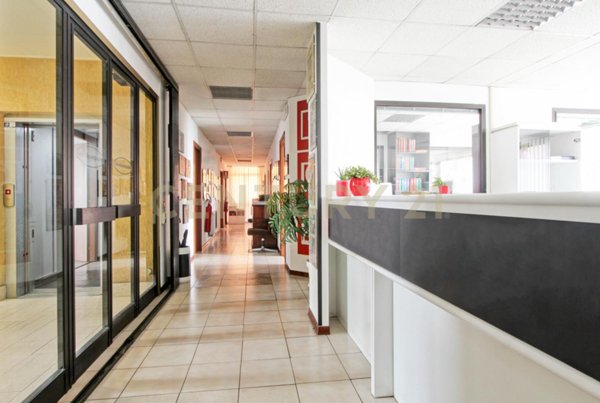 ufficio in vendita a Roma in zona Tor Sapienza