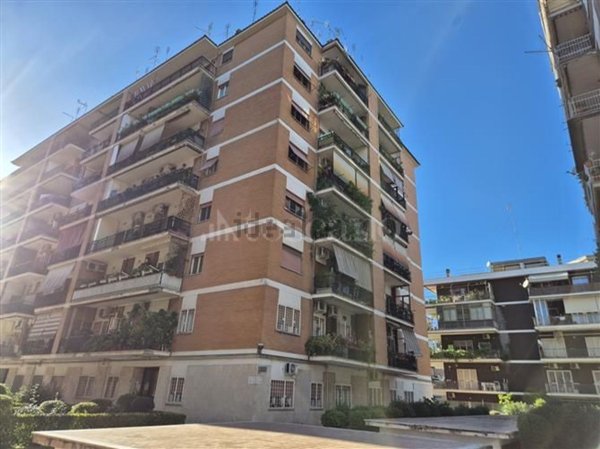 appartamento in vendita a Roma in zona Monte Sacro/Talenti