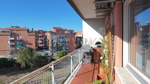 appartamento in vendita a Roma in zona Portuense