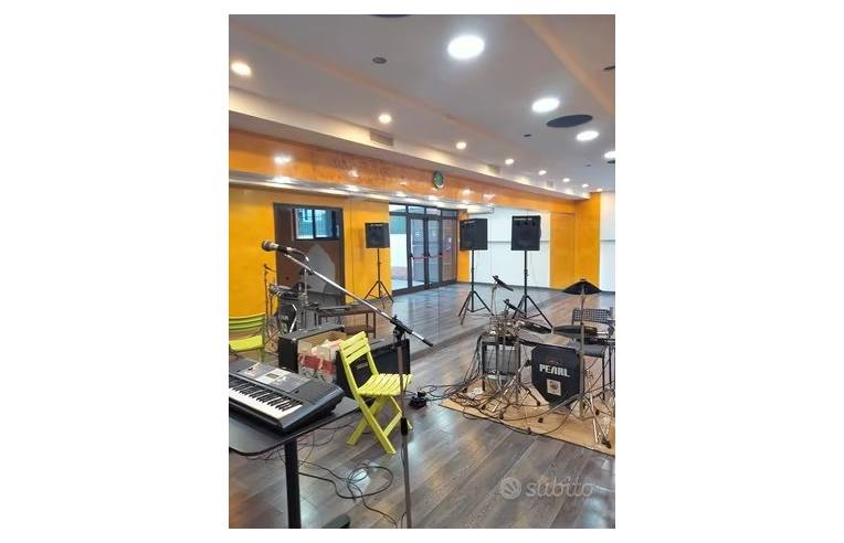 negozio in vendita a Roma in zona Romanina