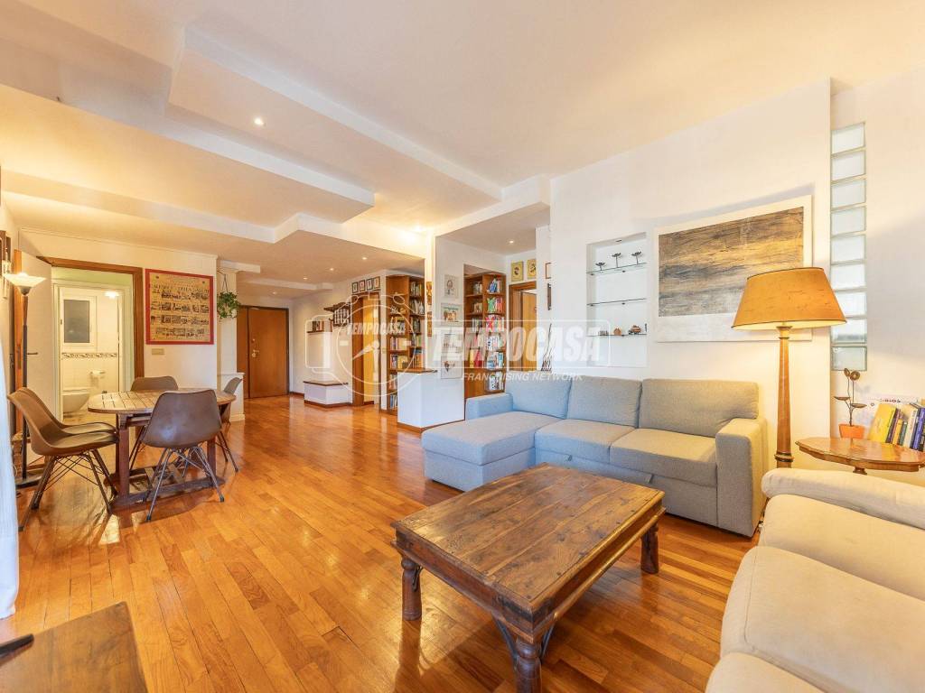 appartamento in vendita a Roma in zona Della Vittoria