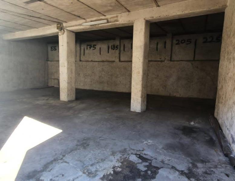 negozio in vendita a Roma in zona Tuscolano
