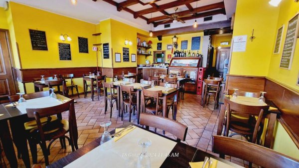 negozio in vendita a Roma in zona Torrevecchia