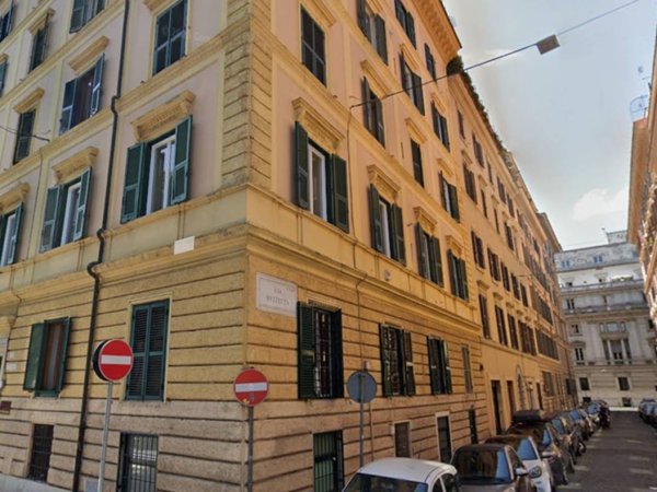 appartamento in vendita a Roma in zona Castro Pretorio