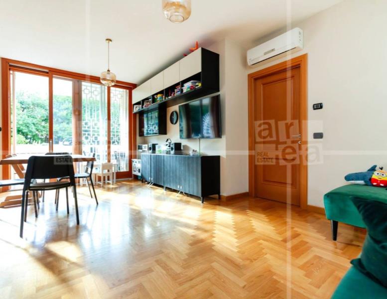 appartamento in vendita a Roma in zona Torre Gaia