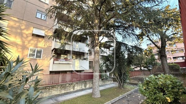 appartamento in vendita a Roma in zona Ardeatino