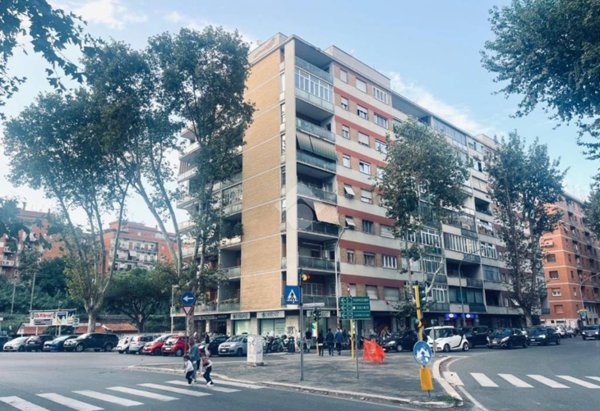 appartamento in vendita a Roma in zona Portuense