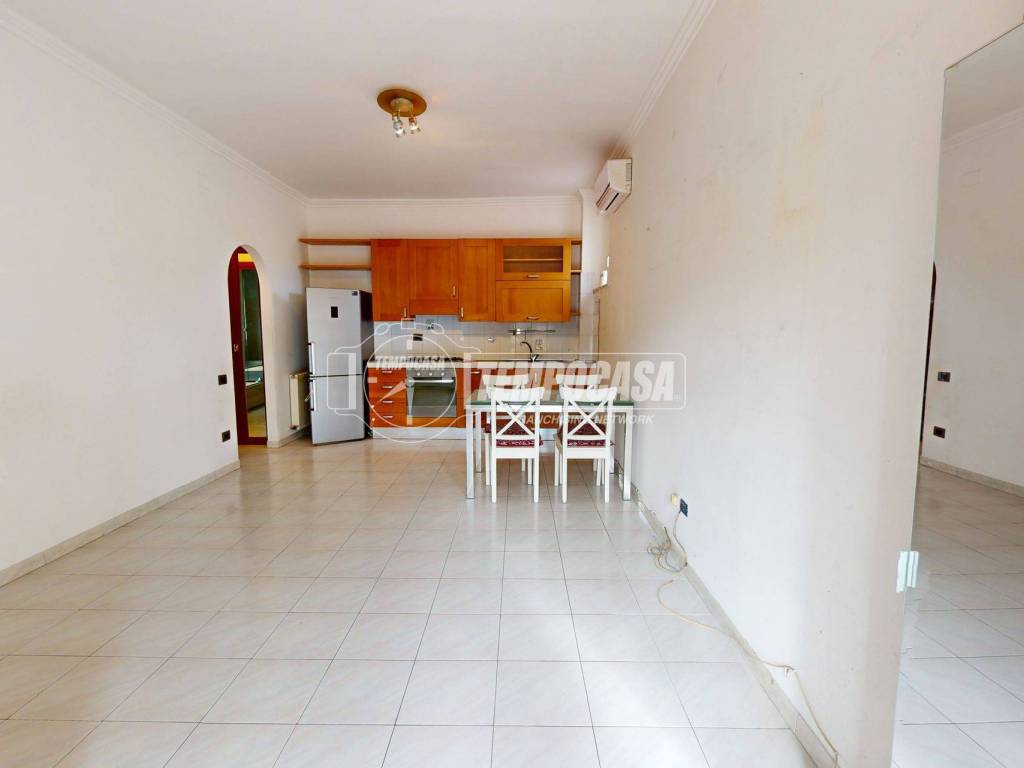 appartamento in vendita a Roma in zona Selva Candida