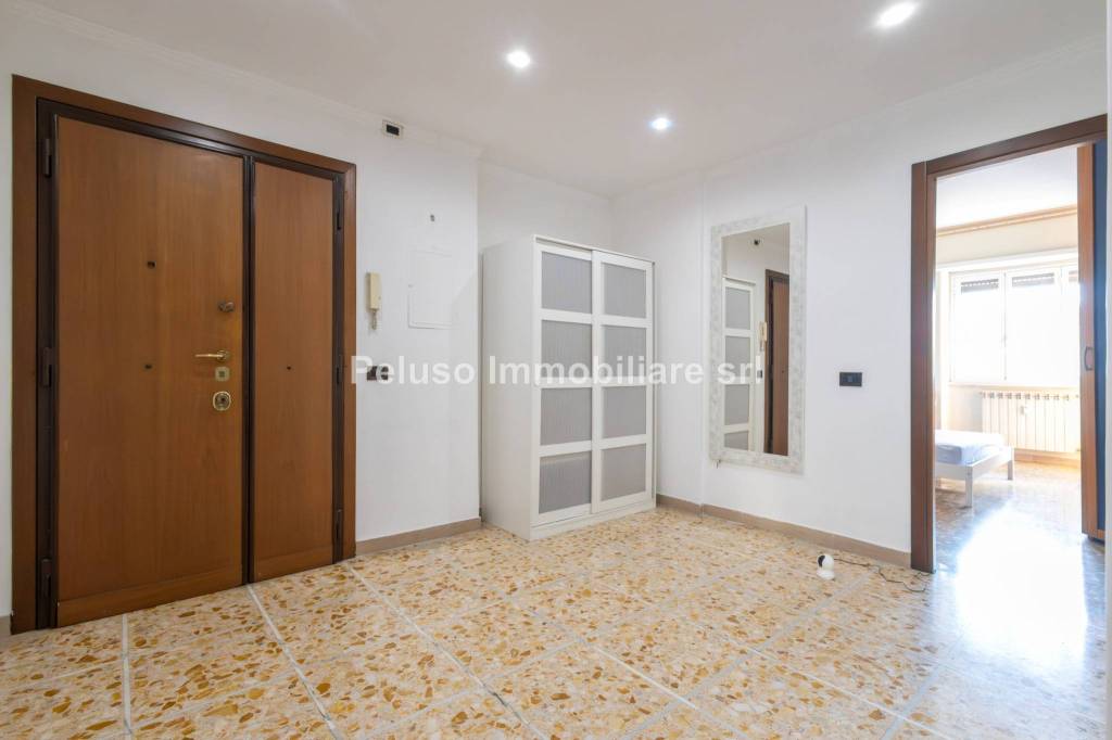 appartamento in vendita a Roma in zona Don Bosco