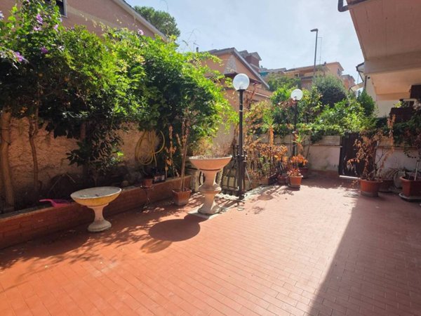 casa indipendente in vendita a Roma in zona La Pisana