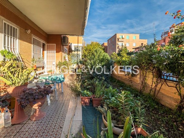 appartamento in vendita a Roma in zona Gianicolense